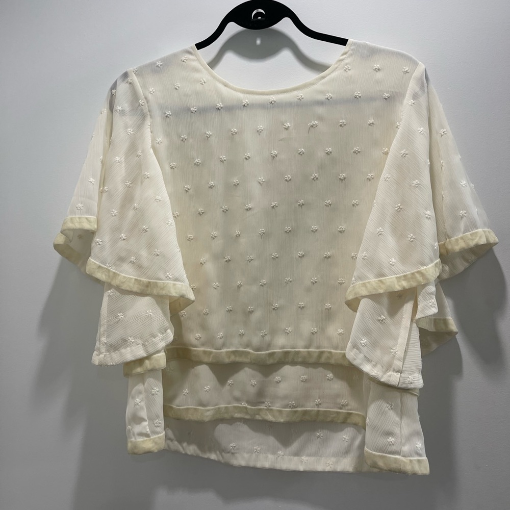 Joa Los Angeles cream blouse